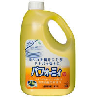 専用容器でワンプッシュ！で驚きの洗浄力・花王パフォーミィ2Ｌ専用詰め替え計量容器付き18リットル缶の洗剤と同じ枚数のお皿を洗えます！業務用｜洗浄強化成分ＭＣによる優れた洗浄力（油滴分散力）が、油汚れを瞬時に分解。これ1本で18L缶分のお皿が洗える超コンパクトタイプ。手に優しいから希釈しないで使える。