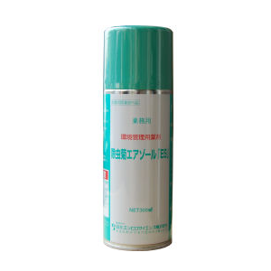 除虫菊エアゾールＥＳの通信販売｜天然の除虫菊抽出物を成分とする環境に配慮した安全性の高い医薬部外品のエアゾール剤です。安全性が求められる居住空間、食品を扱う工場や食品生産農場での防虫管理薬剤として最適です。［１］天然物：有効成分に天然ハーブであるピレスラム(除虫菊)から抽出した成分を使用しています。オーガニック(有機農産物)加工工場でも適用できます。［２］安全性：天然ピレトリンは分解が早いため環境中に残留せず、人畜に対し高い安全性を有します。［３］速効性／致死性：蚊やハエに対して優れた速効性と致死効果を発揮します。異物混入の原因となるチョウバエ、ユスリカ等の飛翔性害虫に優れた速効性と致死性を示します。［４］法規制：毒劇物取締法、PRTR法、水質汚濁防止法に該当しません。また、内分泌撹乱作用が疑われる物質は含んでおりません。