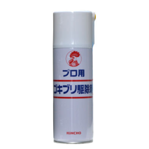 イミプロトリンとフェノトリンを配合・強いフラッシングと高い殺虫成分・プロ用ゴキブリ駆除剤の通信販売｜製品名：プロ用ゴキブリ駆除剤、有効成分：イミプロトリン（ピレスロイド系）フェノトリン（ピレスロイド系）、剤型：エアゾール、販売元：大日本除虫菊株式会社、適用：医薬部外品、・対象害虫：ゴキブリ、トコジラミ（ナンキンムシ）、・対象場所：工場、倉庫、事務所、飲食店などのゴキブリ、トコジラミ（ナンキンムシ）発生箇所｜従来の油性タイプと同じく、速効性と確かな致死効果があります。水を配合することにより、火気に対する危険性が軽減されました、水性タイプなので人や環境によりやさしく、ＶＯＣの排出量を削減できます。水性プロ用ゴキブリ駆除剤のご購入はコチラから　→　水性プロ用ゴキブリ駆除剤｜・噴射バルブのボタンを指先で押すと殺虫液が噴射されます。・直接害虫に約６０ｃｍ以内の距離から約１～３秒噴射する。・ゴキブリの潜伏場所やその周辺、通路になるような最も出現頻度の高いと思われる場所（例えば、流し台、コンロ台、電気冷蔵庫の裏、戸棚の引き出しなど）に、１５～３０ｃｍの距離から帯状に、十分ぬれる程度（１㎡あたり約４５～６０秒間／約２０～３０ｍｌ)に噴霧塗布してください。・トコジラミ（ナンキンムシ）には壁や柱の割れ目、ベットのすき間などに、１５～３０ｃｍの距離から帯状に、十分ぬれる程度（１㎡あたり約４５～６０秒間／約２０～３０ｍｌ)に噴霧塗布してください。・対象害虫：ゴキブリ、トコジラミ（ナンキンムシ）・対象場所：工場、倉庫、事務所、飲食店などのゴキブリ、トコジラミ（ナンキンムシ）発生箇所■徹底的な清掃がゴキブリ駆除には効果的です！イミプロトリンとフェノトリンを配合・強いフラッシングと高い殺虫成分・プロ用ゴキブリ駆除剤の通信販売